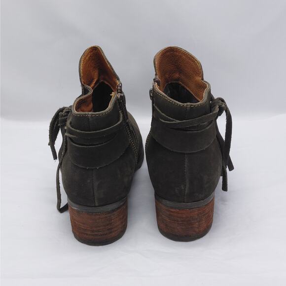 Born Womens Ankle Boots 8.5 Olive Suede Western Stacked Heel Coastal Cowgirl - Picture 5 of 11